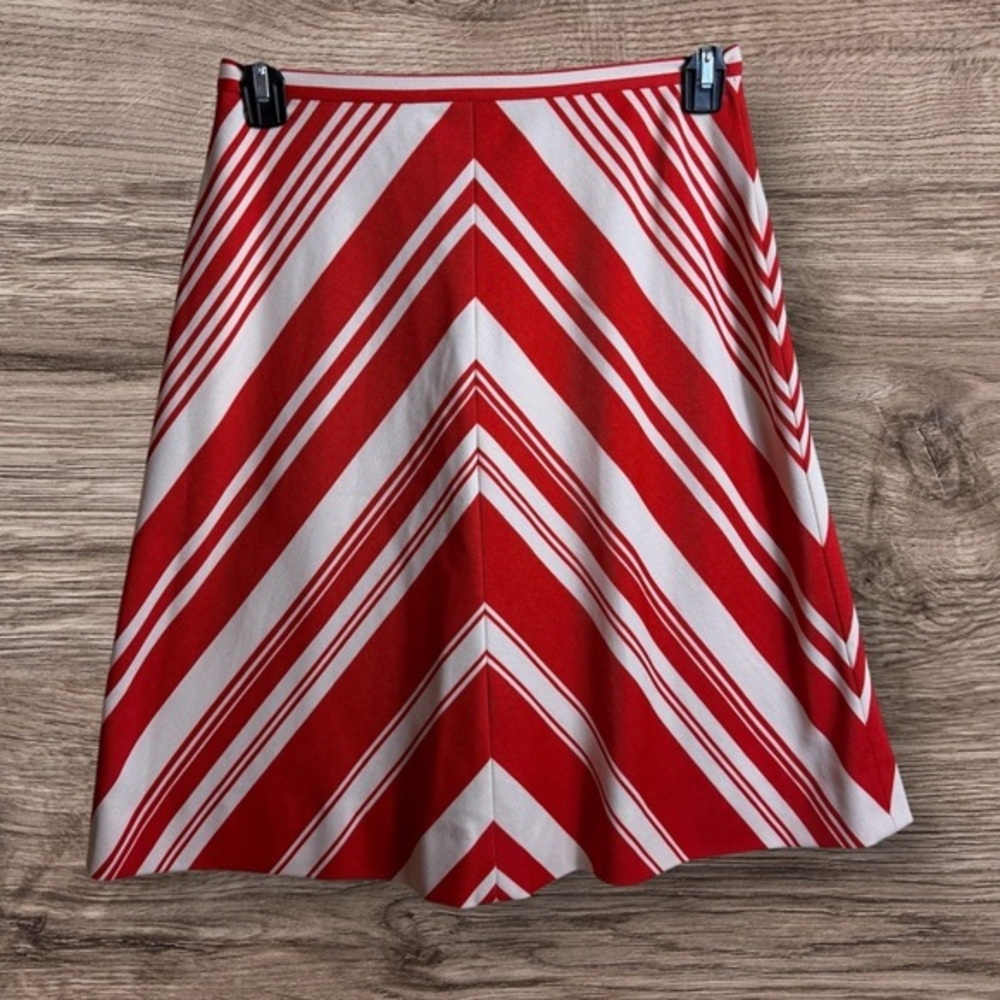 Vintage 60s/70s orange/red chevron stripe skirt. Small